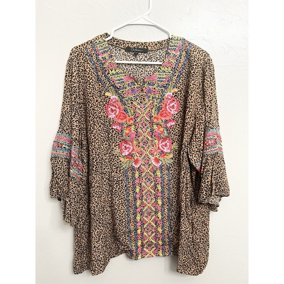 Calessa top Size 1x embroidered floral animal print aztec festival peasant art - Picture 1 of 7